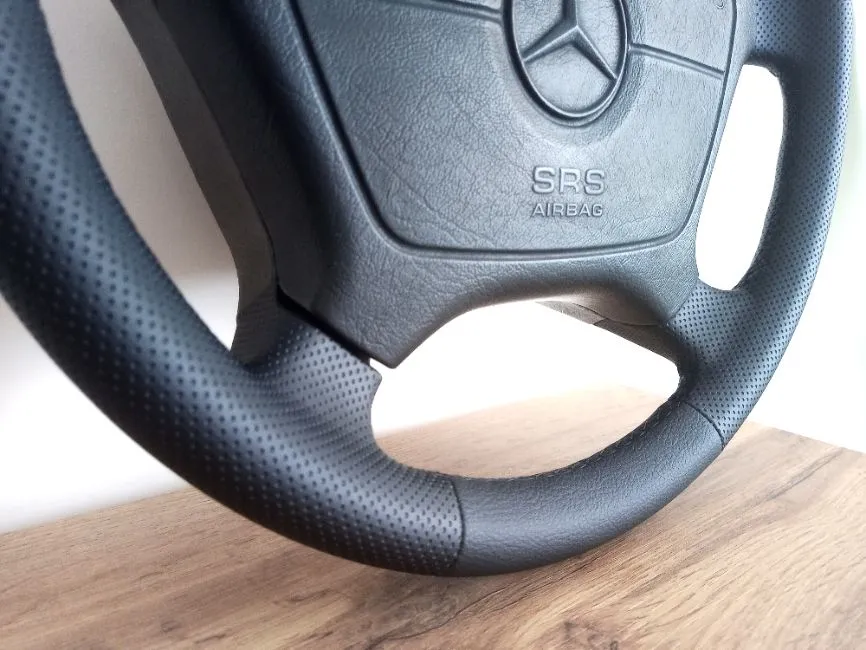 Mercedes C140 W140 W124 Steering Wheel Image 2