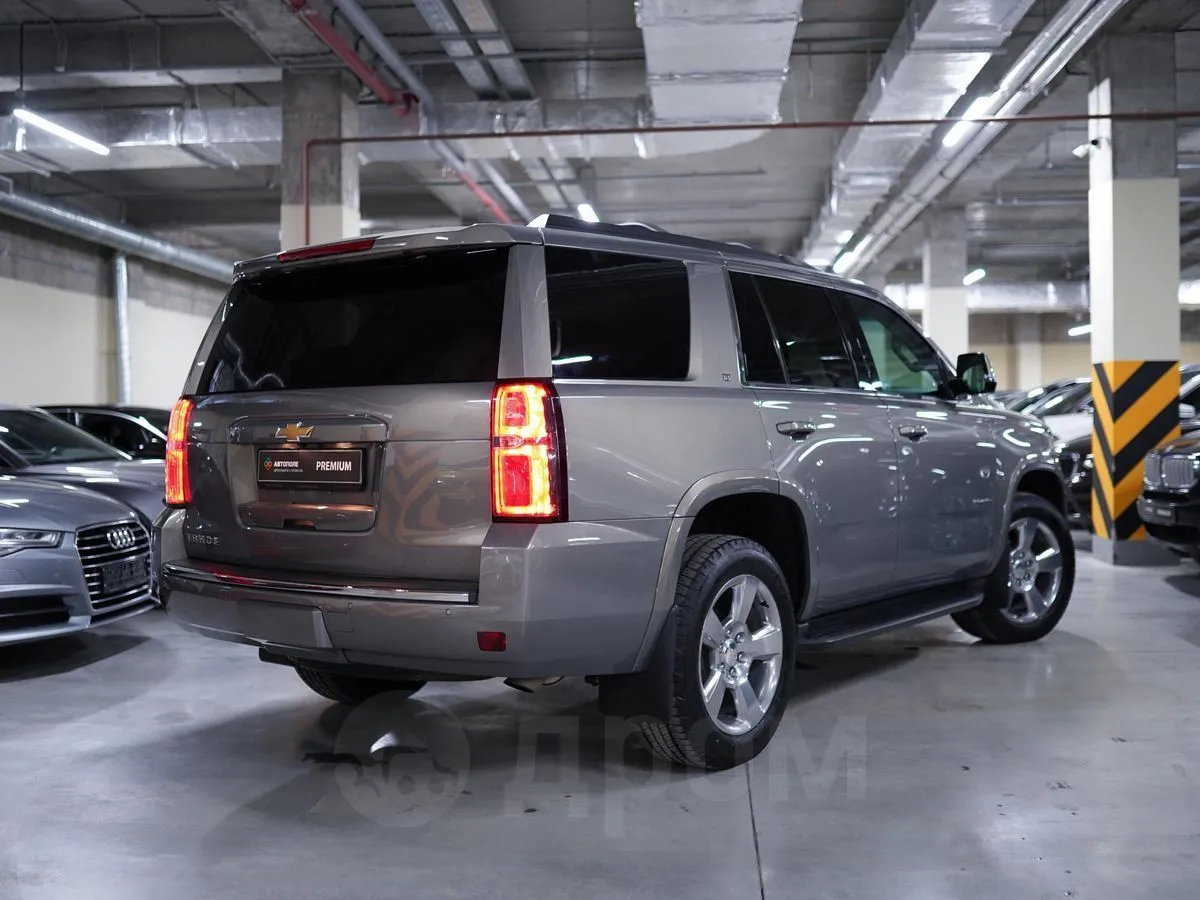 Chevrolet Tahoe Image 7